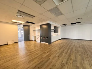 2155 sqm Office to Let in Sandton