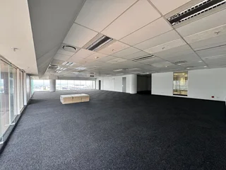 213 sqm Office to Let in Sandton