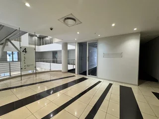 213 sqm Office to Let in Sandton