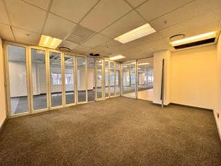 2155 sqm Office to Let in Sandton