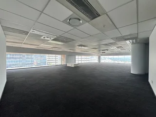 213 sqm Office to Let in Sandton