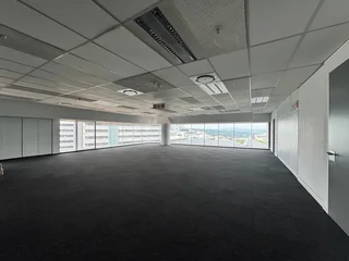 213 sqm Office to Let in Sandton
