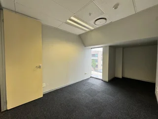 340 sqm Office to Let in Sandton