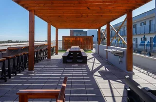 Stylish Modern 1-bedroom And 1-bathroom Apartment: Contemporary Comfort And Prime Location