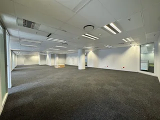 340 sqm Office to Let in Sandton