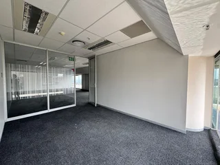 201 sqm Office to Let in Sandton