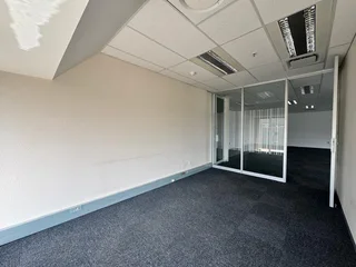 201 sqm Office to Let in Sandton