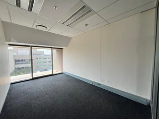 201 sqm Office to Let in Sandton