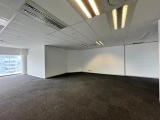 153 sqm Office to Let in Sandton