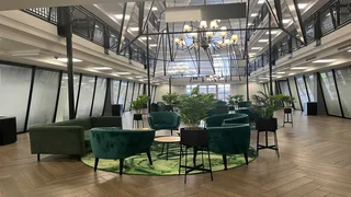 200m2 Office space to let in Century City