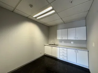 268 sqm Office to Let in Sandton