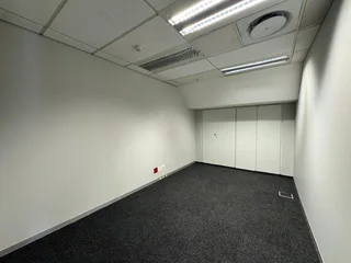 268 sqm Office to Let in Sandton