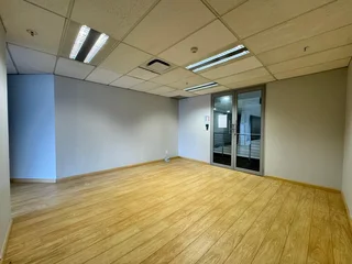 268 sqm Office to Let in Sandton
