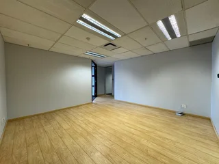 268 sqm Office to Let in Sandton