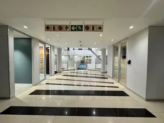 268 sqm Office to Let in Sandton