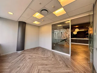 518 sqm Office to Let in Sandton