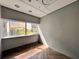 518 sqm Office to Let in Sandton