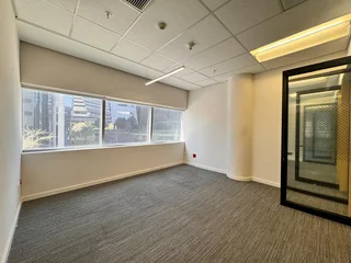 387 sqm Office to Let in Sandton