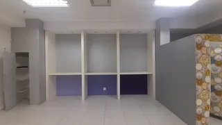 RETAIL UNIT AT THE SQUARE