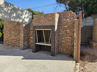 Brand-New Turnkey Home | Modern Elegance in Central Durbanville Estimated Completion: March 2026