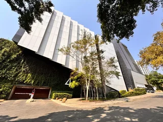 1404 sqm Office to Let in Sandton