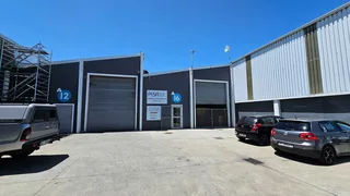 912 sq. meter Industrial in Beaconvale To Rent