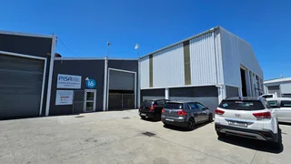 912 sq. meter Industrial in Beaconvale To Rent