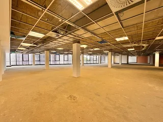 1404 sqm Office to Let in Sandton