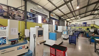 888 sq. meter Industrial in Beaconvale To Rent