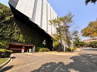 1404 sqm Office to Let in Sandton