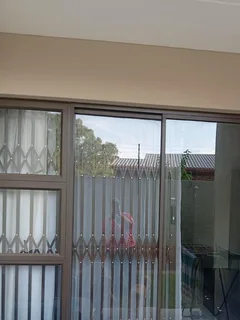 Ground Floor Unit in Secure Norton Park