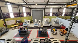 888 sq. meter Industrial in Beaconvale To Rent