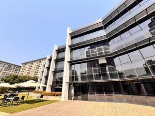 1404 sqm Office to Let in Sandton