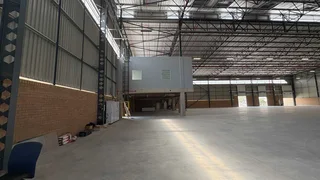 3,390m² Warehouse for Rent in Linbro Park