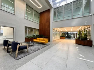 947 sqm Office to Let in Sandton