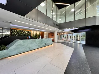 947 sqm Office to Let in Sandton