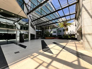947 sqm Office to Let in Sandton