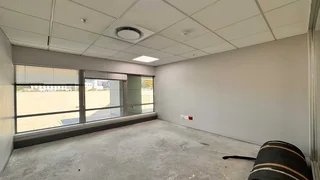 947 sqm Office to Let in Sandton