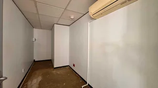 361 sqm Office to Let in Sandton