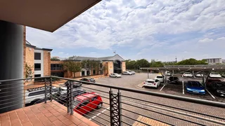 143 sqm Office to Let in Sandton