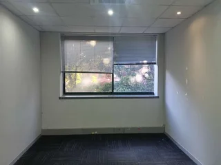 172m² Office to rent Woodmead
