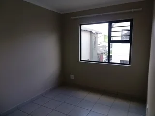 Cozy, Freestanding 3-Bedroom And 2-Bath House In Secure Complex