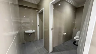 Commercial Property To Let in Ballito