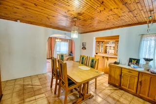 Elegant Facebrick Duplex with stylish interiors in Foresthaven for sale