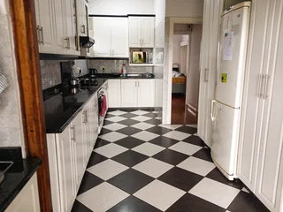 4 Bedroom House in Upper Glenwood