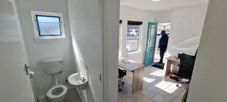 SECURE, NEAT, GOOD FLOW, LIGHT AND BRIGHT OFFICE