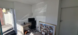 SECURE, NEAT, GOOD FLOW, LIGHT AND BRIGHT OFFICE