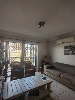 Chic Urban Living In The Heart Of Umhlanga - 3 bed , 3 bath with Double Balcony Views