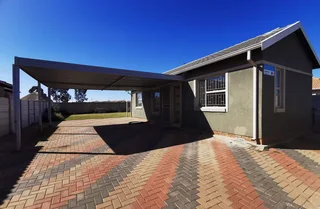 Spacious 3-Bedroom Home to Rent in Leopard’s Rest Security Estate