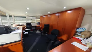 778m2 Standalone Warehouse For Sale in Springfield Park | Swindon Property